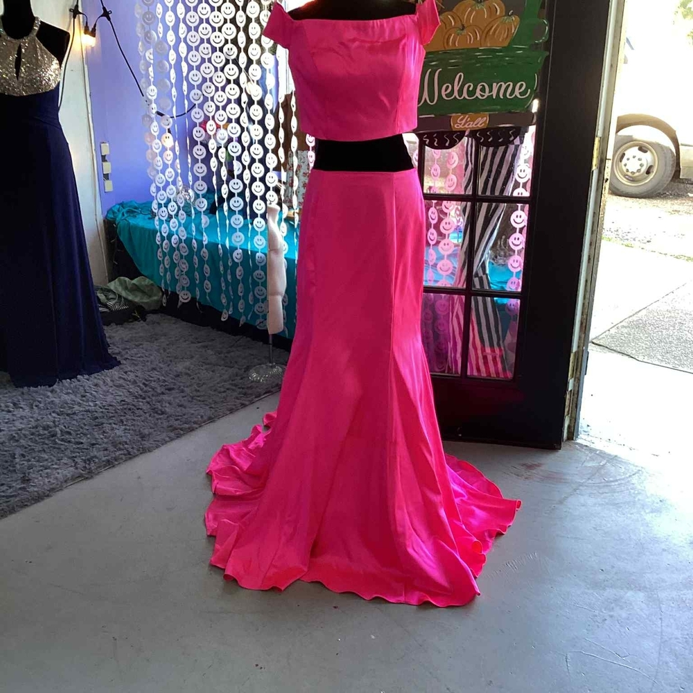 Elegant Pink Off-Shoulder Gown